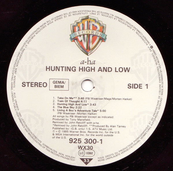 Image of Label Cover of LP - VG+/VG+ - A-HA, Hunting High And Low (Warner Bros. Records; 925 300-1, Europe 1985, Inner, "WX30" On Labels), , - 3626096E