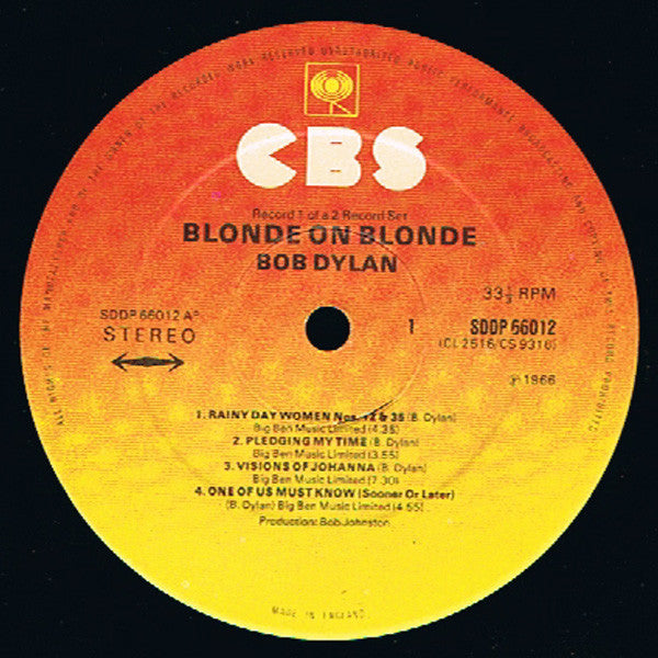Image of Label Cover of 2xLP - VG/VG+ - BOB DYLAN, Blonde on Blonde (CBS; 66012, UK 1975 Reissue, Gatefold, Stereo), A few hairlines only. Light ringwear and small stain inside gatefold. , - 3826344E