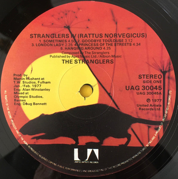 Image of Label Cover of LP - G+/F - THE STRANGLERS, Stranglers IV (Rattus Norvegicus) (United Artists Records ; UAG 30045, UK 1977, Inner With Rounded Corners, No "Jonz" In Runout), Disc covered in hairlines and light marks, Sleeve intact but worn. , - 3316400C