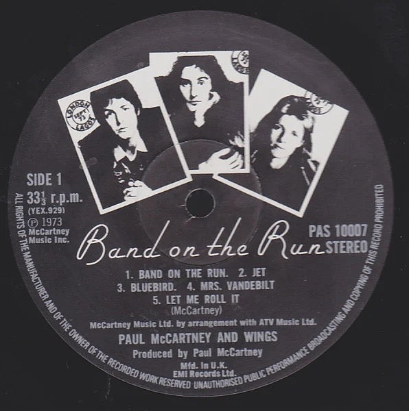 Image of Label Cover of LP - VG/VG+ - PAUL MCCARTNEY AND WINGS, Band On The Run (Apple Records; PAS 10007, UK 1970s Reissue, Inner With Four Cut Corners, Poster), , - 4316782C