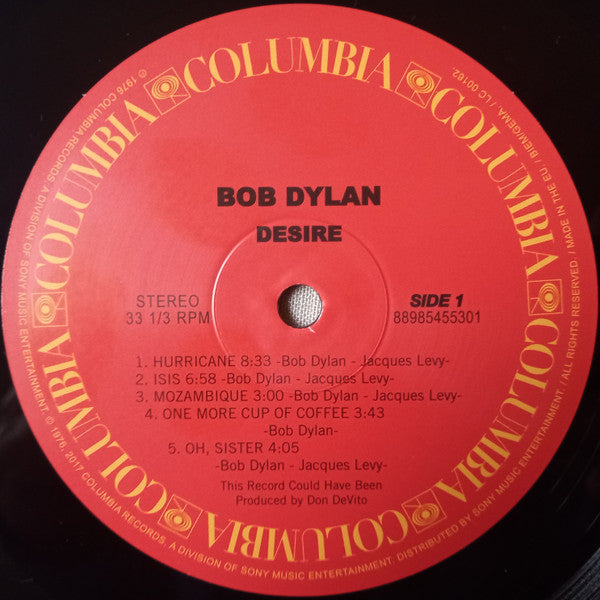 Image of Label Cover of LP - NEW/NEW - BOB DYLAN, Desire (Columbia; 88985455301, Europe 2017 Reissue, Inner), , Another great personal Dylan album,"Desire" captures Dylan at the beginning of his Rolling Thunder Revue era. Folk, rock, Middle Eastern themes and epic narratives, the album is a pop staple throughout. A wild collection of styles result in an album that ranks in the top of all Dylan efforts. It rambles, rocks and thunders, the sheer energy is just infectious. Its best known track and album opener