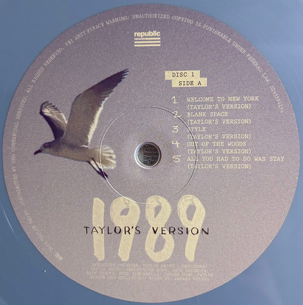 Image of Label Cover of 2xLP - EX/EX - TAYLOR SWIFT, 1989 (Taylor's Version) (Republic Records; 0245554214, Worldwide 2023, Gatefold, 2 Inners, Blue Crystal Skies Vinyl), , - 3726182E