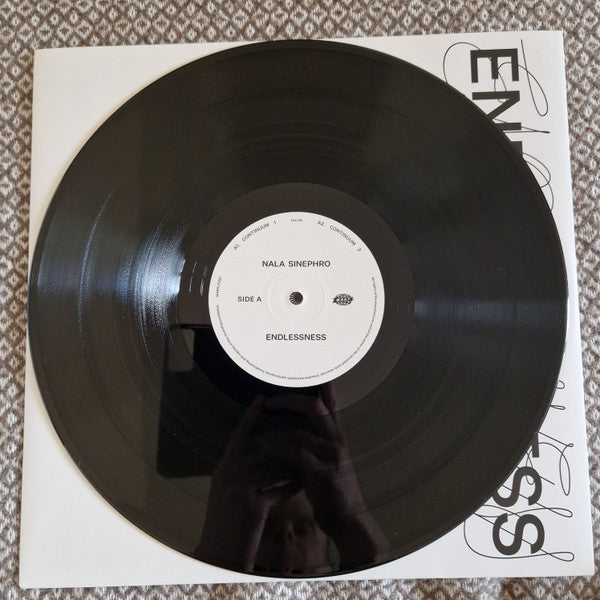 Image of Label Cover of 2xLP - NEW/NEW - NALA SINEPHRO, Endlessness (Warp Records; WARPLP358, UK 2024, 2 Inners, 1 Etched Side), , - 1736176E