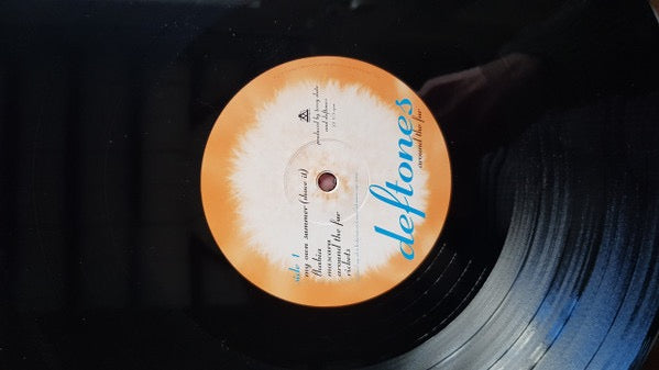 Image of Label Cover of LP - VG+/EX - DEFTONES, Around The Fur (Maverick; 9362-49578-0, Europe 2022 Reissue, Insert), , - - 2346303S