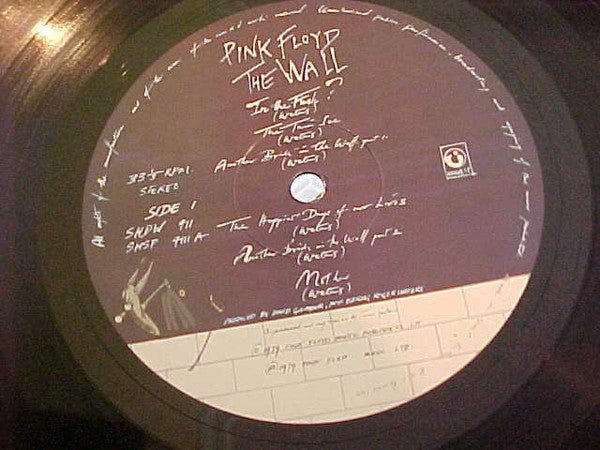 Image of Label Cover of 2xLP - VG/VG - PINK FLOYD, The Wall (Harvest; SHDW 411, UK 1979, Gatefold, NO Sticker, 2 Inners With Curved Corners, First Sleeve, Inside gatefold: Produced By, No '(In Alphabetical Order)'), Strong VG - a few Hairlines, ring wear, corner bump, seam split in one Inner, - 3146006S