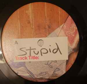 Image of Label Cover of 7" - EX/VG+ - MEDICINE8, Stupid / Monkey (Regal; STUPID, UK 2001, Piture sleeve), Light marks., - 2456042S