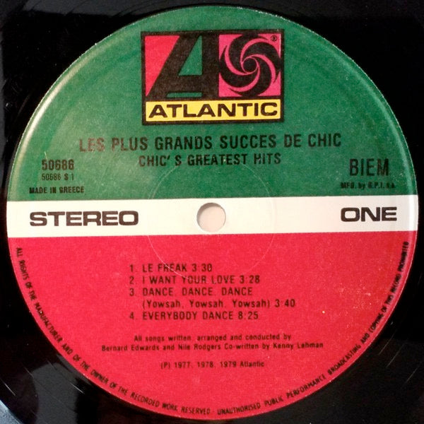 Image of Label Cover of LP - VG/VG - CHIC, Les Plus Grands Succes De Chic = Chic's Greatest Hits (Atlantic; K 50686, Greece 1980), Sleeve has a corner cut and is hole punched. Lights marks to disc., - 2316391C