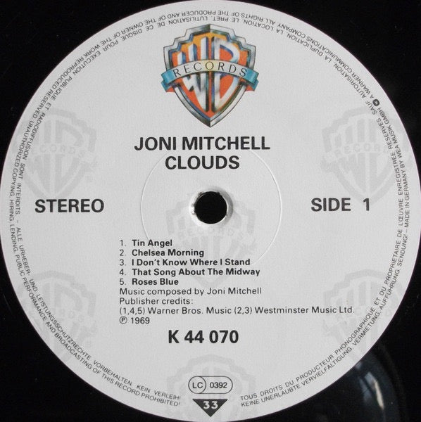 Image of Label Cover of LP - VG/VG+ - JONI MITCHELL, Clouds (Warner Bros. Records; K 44 070, Europe 1980s Reissue), Sleeve has a corner bump., - 2616525C