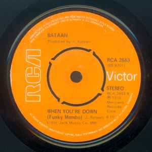 Image of Label Cover of 7" - /VG+ - BATAAN, The Bottle (La Botella) / When You're Down (Funky Mambo) (RCA Victor; RCA 2553, UK 1975), Lightest of marks., - 3556062S