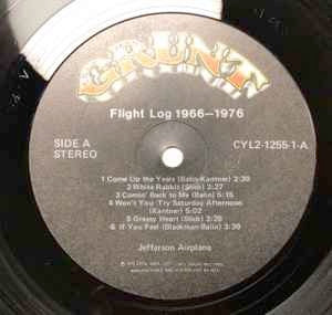 Image of Label Cover of 2xLP - G+/VG+ - JEFFERSON AIRPLANE, Flight Log (Grunt; CYL2-1255, US 1977, Textured Gatefold Sleeve, 2 Inners & Booklet), Cut-out (Notched), Inners Split, Heavy Ring Wear, Corner Bumps, - 4326254E