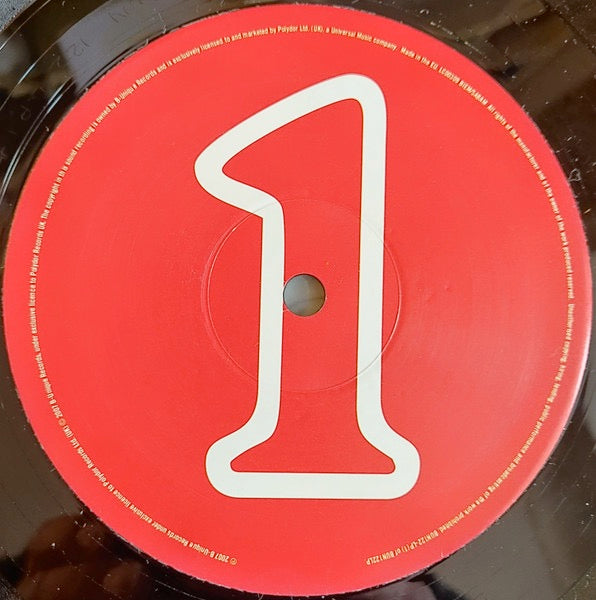 Image of Label Cover of 2xLP - VG+/VG+ - KAISER CHIEFS, Yours Truly, Angry Mob (B-Unique; BUN122-LP, UK 2007, Gatefold, 2 Inners), Still in shrinkwrap., - 3716273C