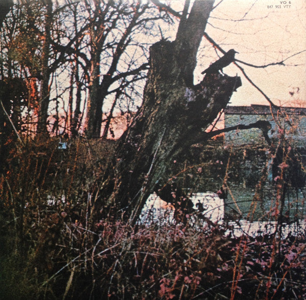 Image of Back Cover of LP - VG/G - BLACK SABBATH, Black Sabbath (Vertigo Spiral; VO6, UK 1970, Gatefold, Spiral Inner, 1st Press - Black inside - Lyrics on Inverted Cross, A Philips Record Product on Label), Sleeve Has Some Small Writing On The Back. Has A Slight Musty Storage SmelL, But Looks Great With Very Light Edge Wear.,  - 3046101S