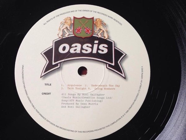 Image of Label Cover of 5114060C: 2xLP - OASIS, Masterplan (Creation; CRELP241, UK 1998, Gatefold, Inners) Light marks only on vinyl. Sleeve in nice condition with hype sticker.  VG+/VG