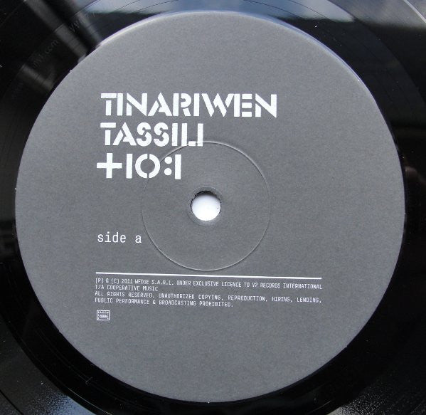 Image of Label Cover of LP - VG/G+ - TINARIWEN, Tassili  (V2; VVR774667, Europe 2011, Inner), Lighter marks on record. Small split at top edge of sleeve; some scuffs / wear,  - 4416467C
