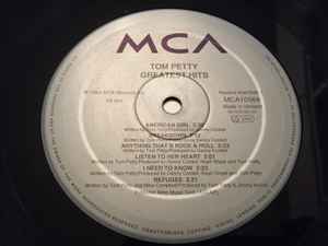 Image of Label Cover of 4115323C: 2xLP - TOM PETTY & THE HEARTBREAKERS, Greatest Hits (MCA Records; MCA10964, Netherlands 1993, Gatefold, Company Insert) Sleeve has edge and general wear.  VG/VG+