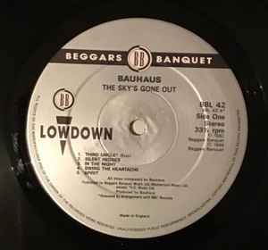 Image of Label Cover of LP - VG/VG+ - BAUHAUS, The Sky's Gone Out (Beggars Banquet; BBL 42, UK 1988), Sticker mark to sleeve varnish on rear.,  - 2116188C