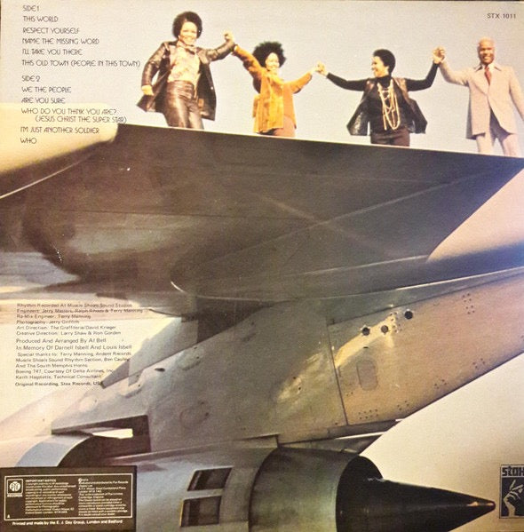 Image of Back Cover of LP - VG/VG - THE STAPLE SINGERS, Bealtitude: Respect Yourself (Stax; STX 1011, UK 1974 Reissue, Laminated Sleeve), Tape damage to top seam. Bottom seam taped. Disc has some light marks.,  - 1416176C