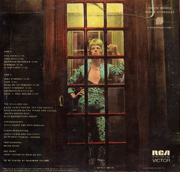 Image of Back Cover of LP - G+/G+ - DAVID BOWIE, The Rise And Fall Of Ziggy Stardust And The Spiders From Mars (RCA Victor Orange; SF 8287, UK 1972, Gem Production, No Mainman on Rear Sleeve, Mainman/Chrysalis Publishing on Label, Inner, Not Dynaflex, Matrix -1E/2E. Mainman credit on label NOT sleeve), Many light hairlines. Edgewear - sleeve taped at top and bottom.,  - 2626124E
