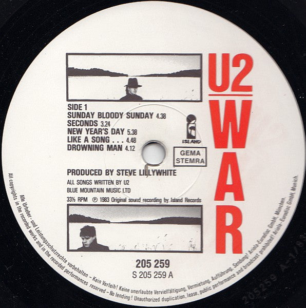 Image of Label Cover of 4614019C: LP - U2, War (Island; 205 259, Europe 1983, Gatefold) Strong G+, Light spots of compression marks and streaky marks, Glossy vinyl, Sleeve is nice  VG+/G+