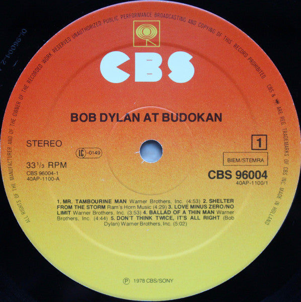 Image of Label Cover of 0125208E: 2xLP - BOB DYLAN, At Budokan (CBS; 96004, Netherlands 1978, Gatefold, Booklet, Poster)   VG/VG+