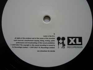 Image of Label Cover of 3xLP - NEW/NEW - RADIOHEAD, OK Computer OKNOTOK 1997 - 2017 (XL; XLLP868, UK 2017 Reissue, Gatefold, 3 Inners, Standard Reissue, Download Code), , Dan - 07854531830 - 0216238C