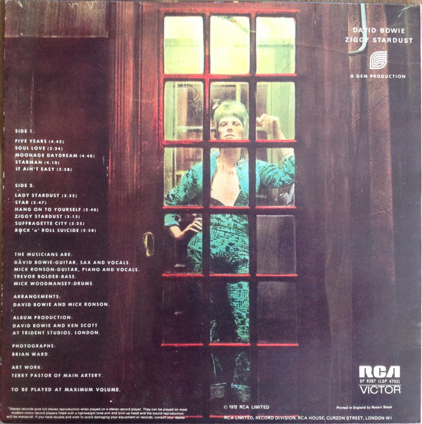 Image of Back Cover of LP - VG/VG - DAVID BOWIE, The Rise And Fall Of Ziggy Stardust And The Spiders From Mars (RCA Victor Orange; SF 8287, UK 1972, Gem Production, No Mainman on Rear Sleeve, Titanic/ Chrysalis Publishing on Label, not Mainman, No Inner, 1E/1E Matrix), Lovely copy. Strong VG all around. Light hairlines. Creasing, small dink to opening edge.,  - 4016609C