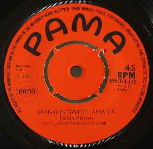 Image of Back Cover of 7" - /VG+ - JACKIE BROWN, Living In Sweet Jamaica (Pama Records; PM 834, UK 1972, 4 prong centre), Centre in tact.,  - 3156052S