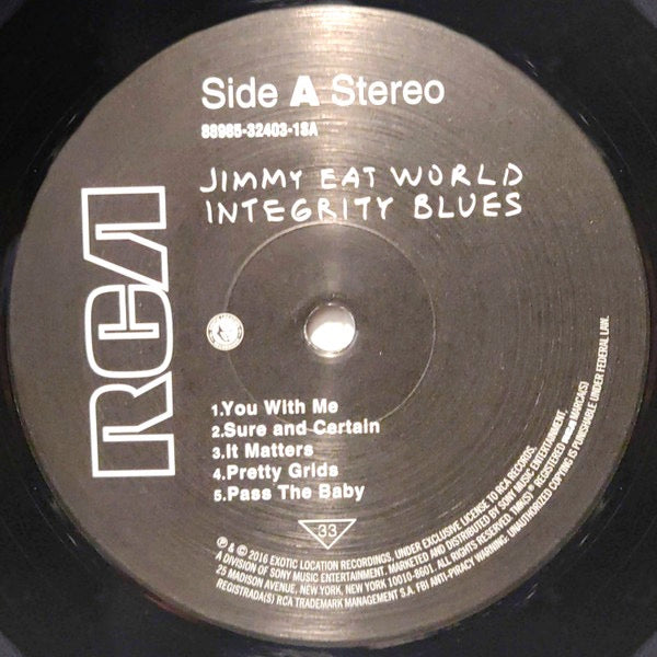Image of Label Cover of LP - VG/VG+ - JIMMY EAT WORLD, Integrity Blues (RCA; 88985-32403-1, Europe 2016, Gatefold, Insert), A couple of pinches at sleeve spine, Strong VG sleeve,  - 3716175C