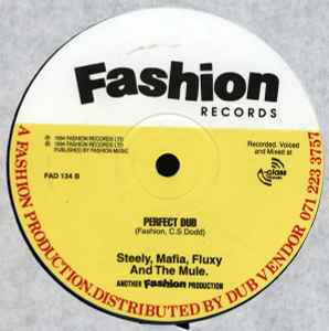 Image of Back Cover of 12" - /VG - PETER HUNNINGALE, Perfect Lady (Fashion Records; FAD 134, UK 1994, Plain Sleeve), ,  - 1846045S