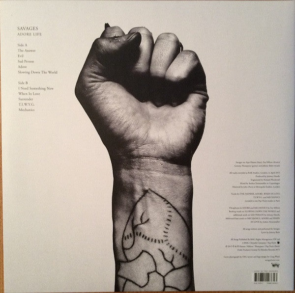 Image of Back Cover of LP - EX/EX - SAVAGES, Adore Life  (Matador ; OLE-1076-1, UK 2016, Gatefold, GZ Media pressing), ,  - 3126067E