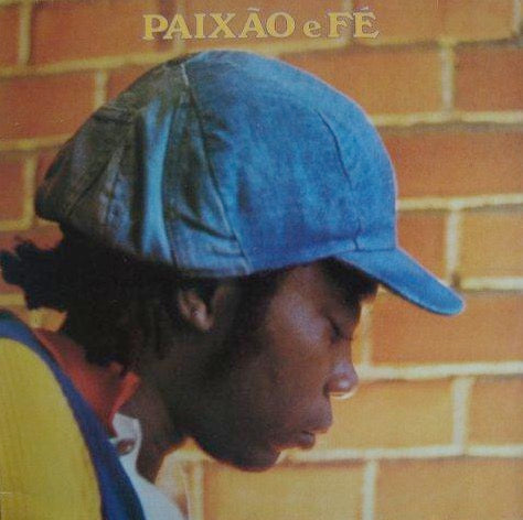 Image of Front Cover of LP - G+/VG - MILTON  NASCIMENTO, Paixao E Fe (EMI; 422.876, Brazil 1980), Edge and ring wear, small tears. Old shop sticker on cover. Hairlines on disc.,  - 4146088S