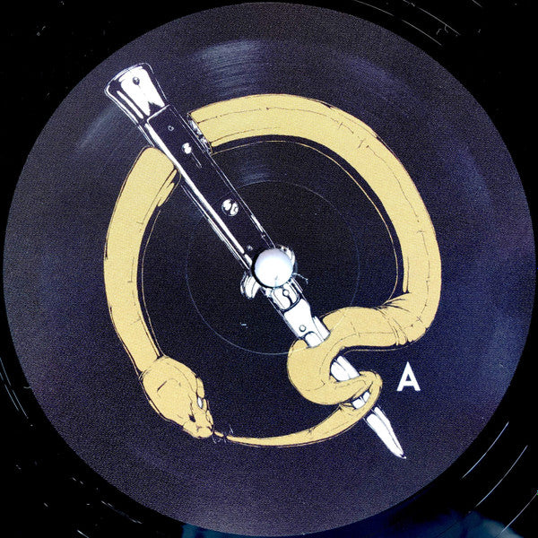 Image of Label Cover of 2xLP - EX/EX - QUEENS OF THE STONE AGE, Villains (Matador; OLE11251, Europe 2017, Gatefold, 2 Inners & Insert, Etched Disc), ,   - 3826095E