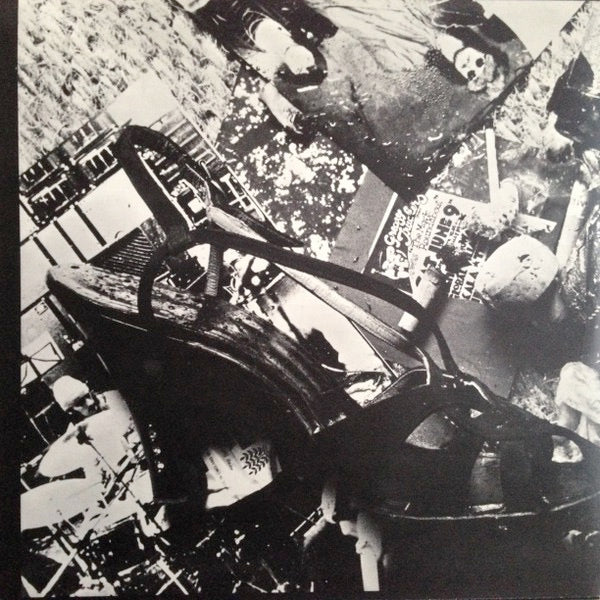 Image of Back Cover of 4615641C: 2xLP - VARIOUS - CAMEL, GONG, HENRY COW, GLOBAL TRUCKING CO, Greasy Truckers Live at Dingwalls Dance Hall (UA; GT4997, UK 1973, Gatefold, Insert, First Pressing With Shoe On Left Inside Gatefold)   VG/VG