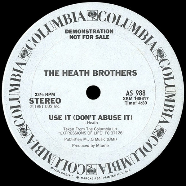 Image of Back Cover of 12" - /VG - THE HEATH BROTHERS, Dreamin' / Use It (Columbia; AS 988, US 1981, Plain Sleeve), Light marks, strong VG.,  - 3446216S