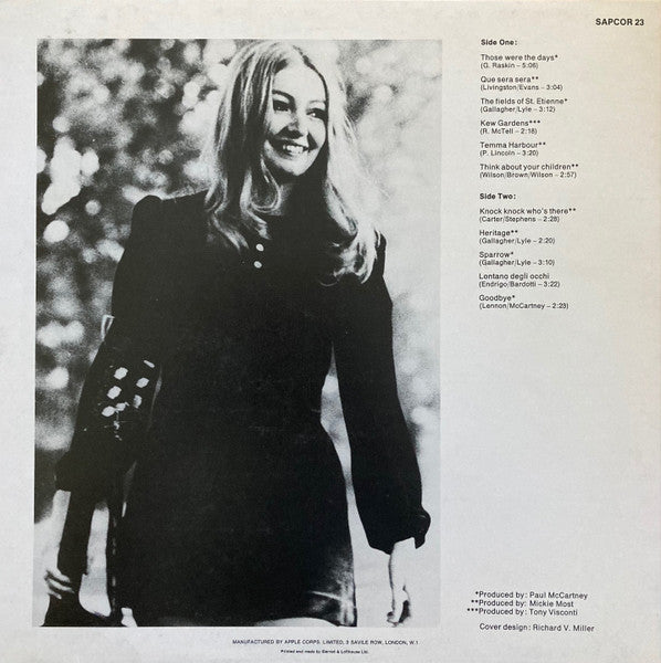 Image of Back Cover of 3345177S: LP - MARY HOPKIN, Those Were the Days (Apple; SAPCOR23, UK 1972) Edge wear and sticker residue.  VG/VG+