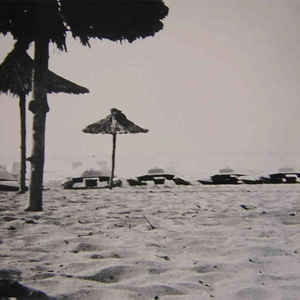 Image of Front Cover of 12" - VG/EX - PLAZA HOTEL, Bewegliche Ziele / Sch n Sein In Uniform (Delphin; Delphin 001, Germany 1983, Picture Sleeve, Yellow Vinyl, Jaki Liebezeit On Drums), Sleeve Creased,  - 2526218E