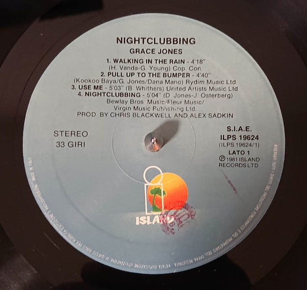 Image of Label Cover of LP - VG/VG - GRACE JONES, Nightclubbing (Island Blue - Night and Day; ILPS 19624, Italy 1981, Laminated Sleeve), ,  - 3226097E