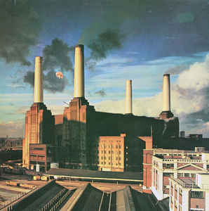 Image of Front Cover of 5124206E: LP - PINK FLOYD, Animals (Harvest; SHVL 815, UK 1977, Matt Gatefold, Inner With Rounded Corners, First Press)   VG+/VG