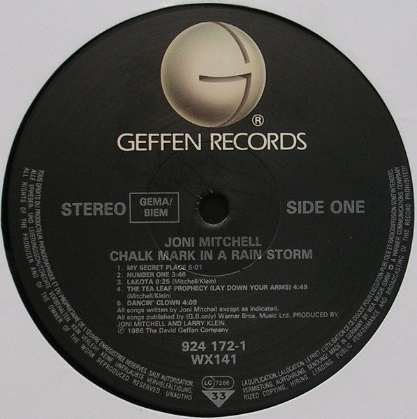 Image of Label Cover of LP - VG+/VG+ - JONI MITCHELL, Chalk Mark In A Rain Storm (Geffen Records; WX 141, Geffen Records    924 172-1, Geffen Records    WX141, Europe 1988, Gatefold), ,  - 0826061E