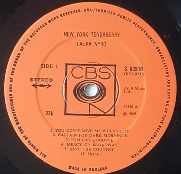 Image of Label Cover of LP - G+/VG - LAURA NYRO, New York Tendaberry (CBS Smooth Orange ; 63510, UK 1970 Reissue, Inside Loading Gatefold Sleeve), Sleeve has heavy edgewear, paint splodges ,  - 3826045E