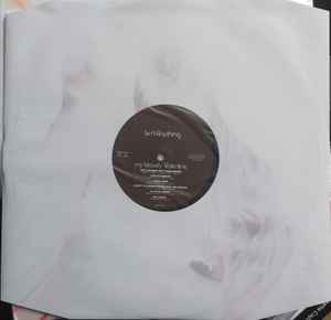 Image of Label Cover of LP - VG+/VG+ - MY BLOODY VALENTINE, Isn't Anything (Domino ; REWIGLP158X , Europe 2021 Reissue, Glossy Pasteback Gatefold, Inner , Deluxe Edition ), ,  - 4346191S
