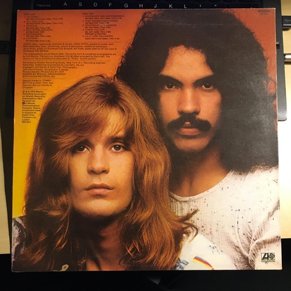 Image of Back Cover of 2844123S: LP - DARYL HALL AND JOHN OATES, Whole Oats (Atlantic ; K 50306, UK 1976 Reissue, Insert) Clean copy, A bit of edge wear and spine pinches  VG/VG+