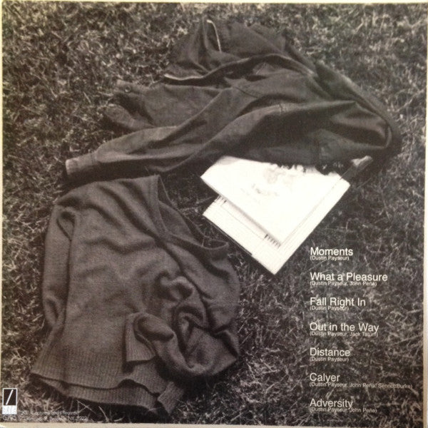 Image of Back Cover of 12" EP - VG/VG+ - BEACH FOSSILS, What A Pleasure (Captured Tracks ; CT-95PMI, UK 2011), Corner Crease,  - 2446231S