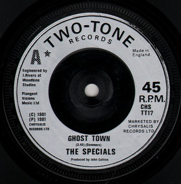 Image of Back Cover of 4814539C: 7" - THE SPECIALS, Ghost Town (Two-Tone Records; CHS TT17, UK 1981, Company Sleeve, Silver Injection Labels)   VG/VG+