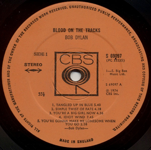 Image of Label Cover of 4644137S: LP - BOB DYLAN, Blood On The Tracks (CBS Smooth Orange ; CBS 69097, UK 1975, Inner, Cat. No. Left Bottom Of Inner, Small Mural On Rear Of Sleeve) Light Marks only.  VG/G+