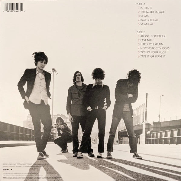 Image of Back Cover of 4955072S: LP - THE STROKES, Is This It (Legacy; 19439784471, Europe 2020 Reissue)   NEW/NEW