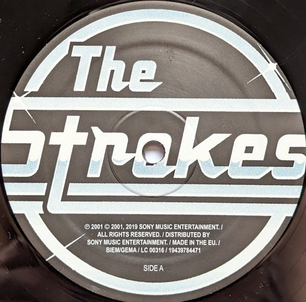 Image of Label Cover of 4955072S: LP - THE STROKES, Is This It (Legacy; 19439784471, Europe 2020 Reissue)   NEW/NEW