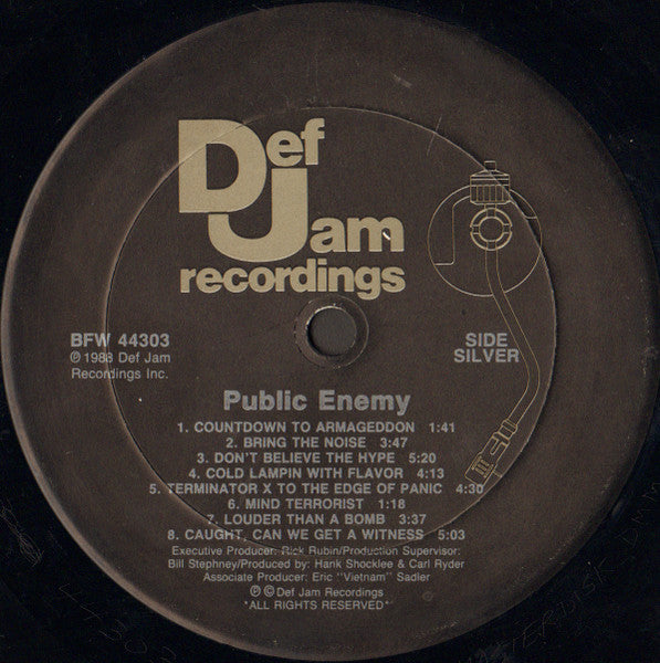 Image of Label Cover of LP - G/F - PUBLIC ENEMY, It Takes a Nation of Millions (Def Jam; BFW 44303, US 1988, Picture Sleeve, Inner, Carrollton Pressing), Vinyl covered in marks, will probably skip. Sleeve has a seam split on the spine, heavy edgewear, creases, writing on rear. ,  - 3826112E