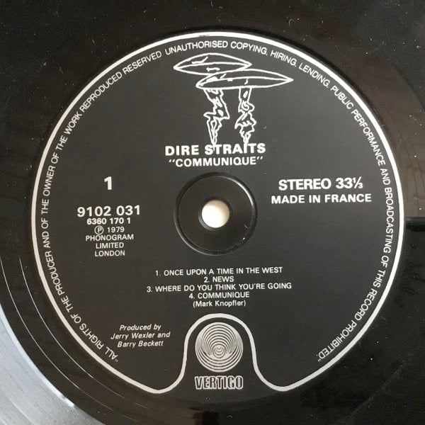 Image of Label Cover of LP - VG/VG - DIRE STRAITS, Communique (Black and White Spaceship Label; 9102 031, UK 1979, Embossed Sleeve, Inner), Surface marks. Staining to inner and sleeve, creasing.,  - 2546307S