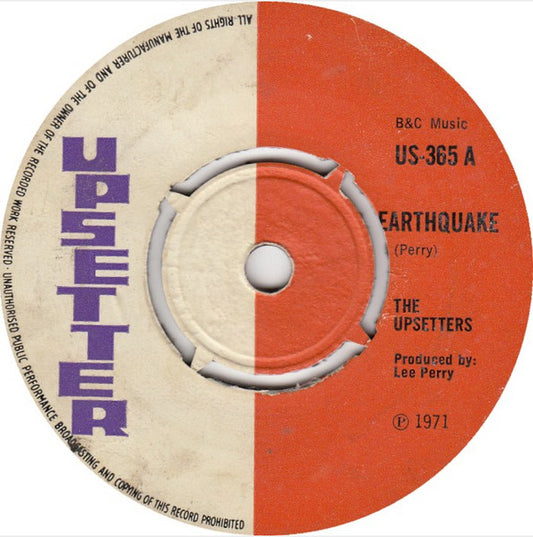 Image of Front Cover of 7" - /G+ - THE UPSETTERS / JUNIOR BYLES, Earthquake / Place Called Africa (Upsetter; US-365, UK 1971, 4-Prong Centre), Lots of marks and scuffs. No centre piece, label wear, WOL.,  - 2226165E